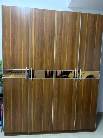 4-door Walnut Wardrobe with Mirrors design - in Good Condition