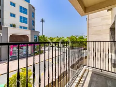 Large 1 Bedroom | Appliances | Park View