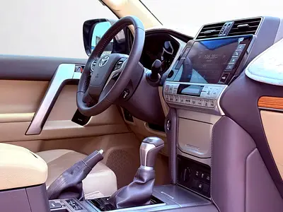 2023 Toyota PRADO — фото 12