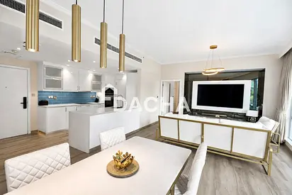 Marina View| Upgraded| Spacious