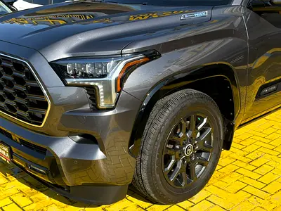 صورة 7 لـ 2024 Toyota SEQUOIA
