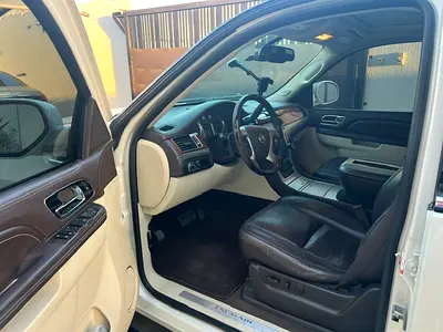 2012 Cadillac ESCALADE — миниатюра 6