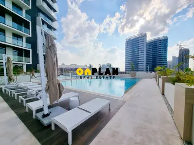 Spacious 1BR | Vacant now | Balcony Open view