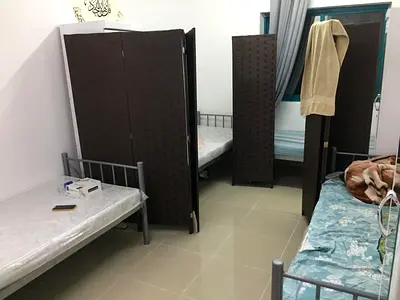 Bedspace for Executive Gents with divider parition opp.Etisalat office,near hotburger, Al nahda shah