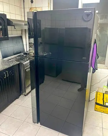 Hitachi Black Top Freezer Fridge Excellent Condition