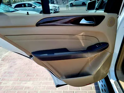 صورة مصغرة 12 لـ 2015 Mercedes-BENZ M-CLASS
