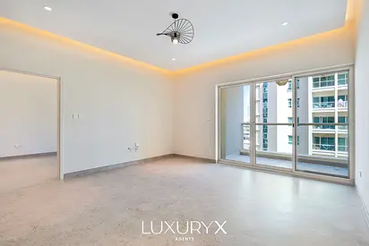 Fully Upgraded | Spacious | Vacant on transfer