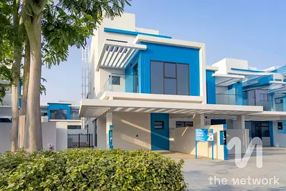 Stunning 5BR | Santorini | Luxurious Living