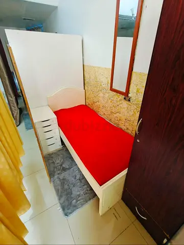 Covered BedSpace For Executive Male Close MOE Metro Barsha1