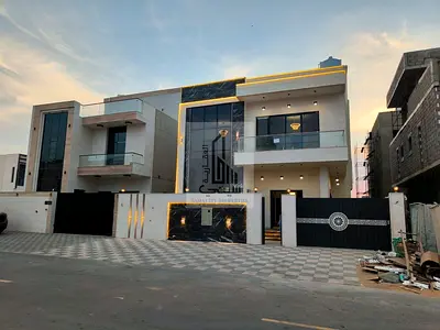 🔥 فيلا مودرن فاخرة للبيع 🔥  تملك حر لكل الجنسيات مع حق التوريث مدى الحياة! 🏡