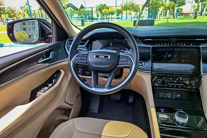 صورة 10 لـ 2022 JEEP GRAND CHEROKEE L