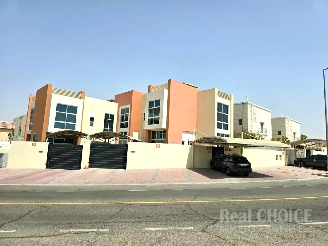 Ready To Move In I High Finishing I Big Layout