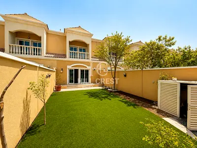 Spacious 1BR Townhouse | Private Garden | JVC