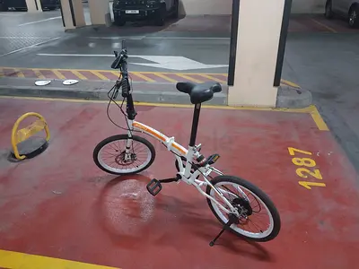 Folding bicycle