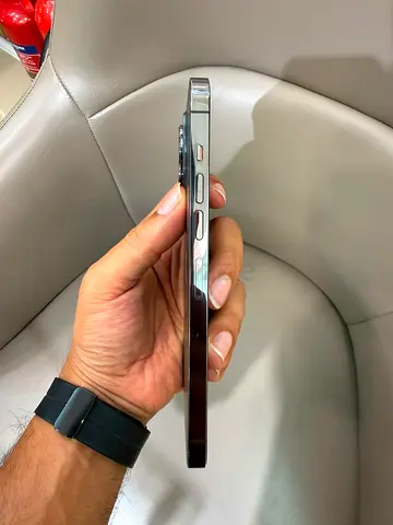 iPhone 13 pro max 256GB  in good condition — flat-edge model, works perfectly