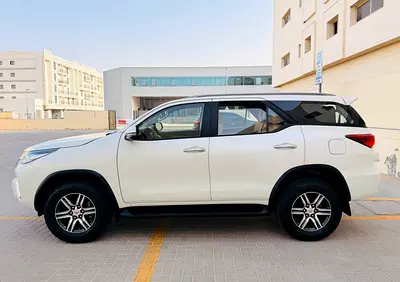صورة 8 لـ 2020 Toyota FORTUNER