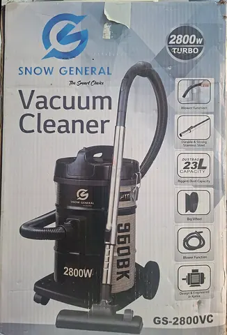 VACUUM ALMOST NEW