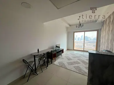 Studio Apartment | The Manhattan | Balcony | City View