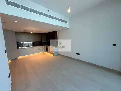 Spacious 1 Bedroom | Creek View | Prime Location