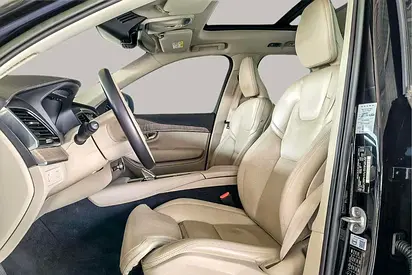 صورة 11 لـ 2022 Volvo XC90