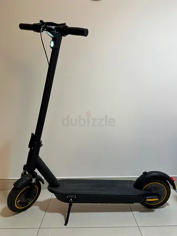 Electric Scooter – Great Condition – Full Accessories Included