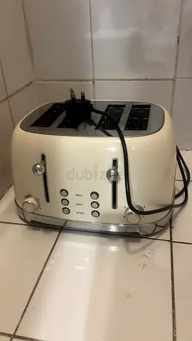 Cream 4-Slice Electric Toaster - Good Working Condition