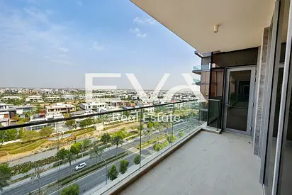 VACANT | LARGE LAYOUT | COMMUNITY VIEW