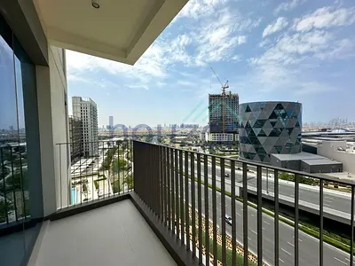Spacious 2BR | Corner Unit | Steps To The Mall