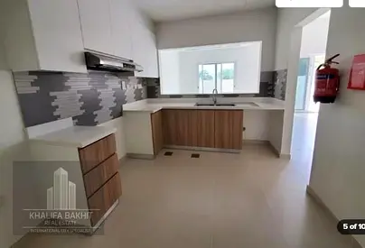 Single Raw | Near to Pool |Villanova Amaranta 1 | 2 bhk +Maid Room | 4 Baths | Community & Pool View