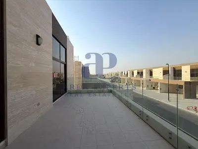 Single Row | Park Facing | Corner Unit
