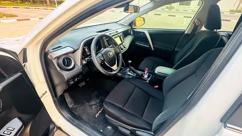 صورة 6 لـ 2018 Toyota RAV 4