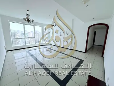 شقة واسعة 3 غرف وصالة للإيجار في المجاز 3 الشارقة بسعر 65000 درهم سنوياً شهر مجاني تصديق العقد مجاني الدفع على 4 أو 6 دفعات موقع مميز مناسب للعائلات و