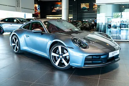 2025 Porsche 911 — миниатюра 5