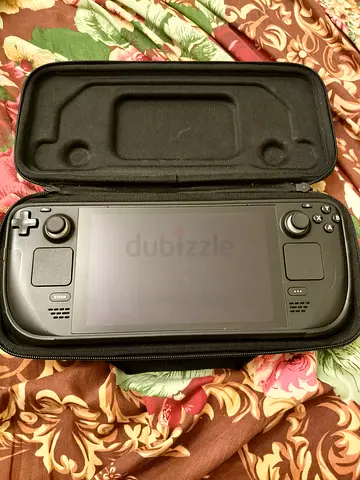Steam deck 64GB LCD (With 512GB SD Card and cover)