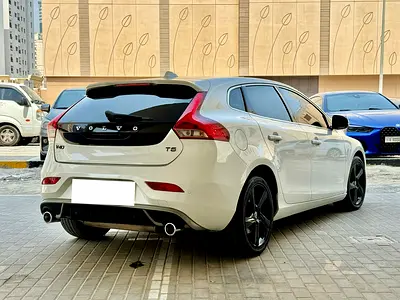 2016 Volvo V-CLASS 缩略图 3