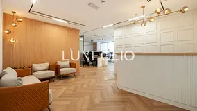 Grade A Lux Fitted | Lake View | Vacant