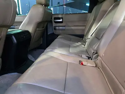 2012 Toyota SEQUOIA — фото 16
