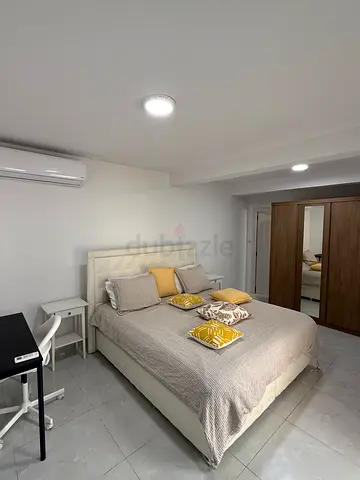 JUMEIRAH-UMM SEQUIM 3- 12 MIN WALK TO THE BEACH