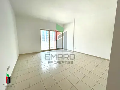 Chiller Free l Well Maintained l Spacious & Bright