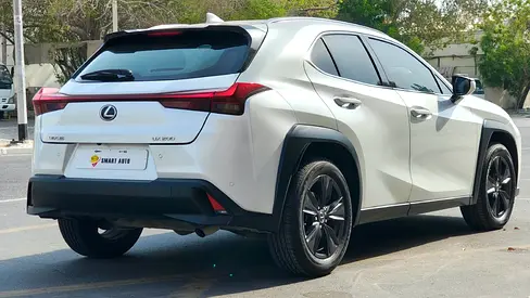 صورة 5 لـ 2023 Lexus UX-SERIES