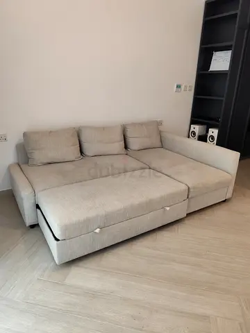 Light beige L-shaped fabric sofa – 3-seater with chaise