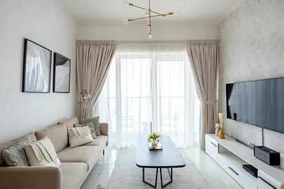 High floor | Spacious layout | Marina & sea views