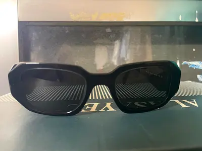 Black Oversized Women's Sunglasses - Good Condition
