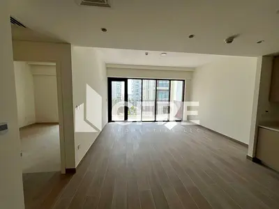 Modern 2-Bedroom Apartment | Vacant | Clear Title | Grove 5, Creek Beach