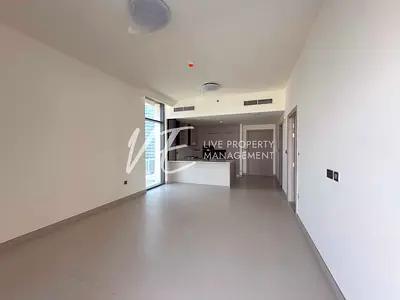 Newly Built | Corner Unit & Mid Floor | Pool View