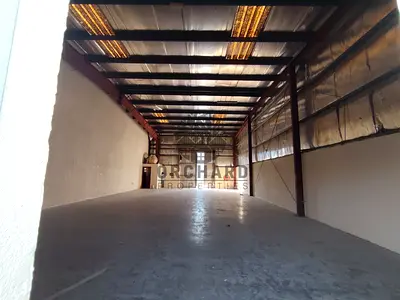 MAIN ROAD,GOOD LOCATION,2500 SQFT,RENT 100 K