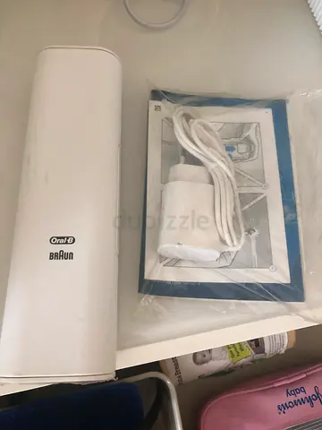 Oral b case with charger and new brush