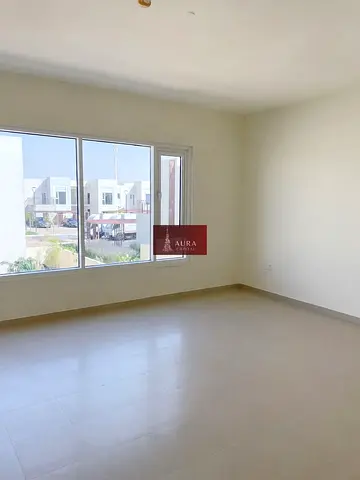 Vacant Unit | Corner Plot | Chiller Free