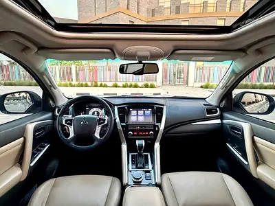 Mitsubishi Montero Sport GLS Premium, миниатюра 14