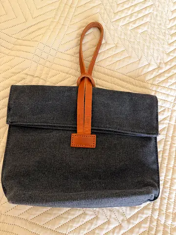 Casual small wristlet tote bag with leather strap
